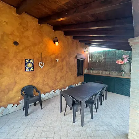 Azzurra Fronte Mare Nyaraló